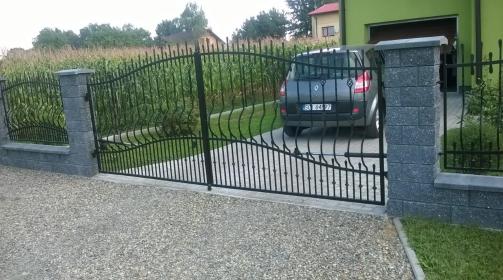 "FORMET" Jarosław Majka - Bramy przemysłowe Cieszyn
