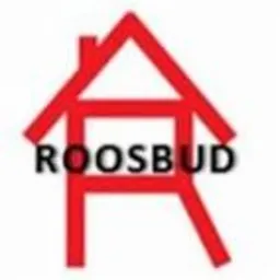 Czerwone logo firmy ROOSBUD, przedstawiające stylizowany dom z literą R wkomponowaną w jego kształt.