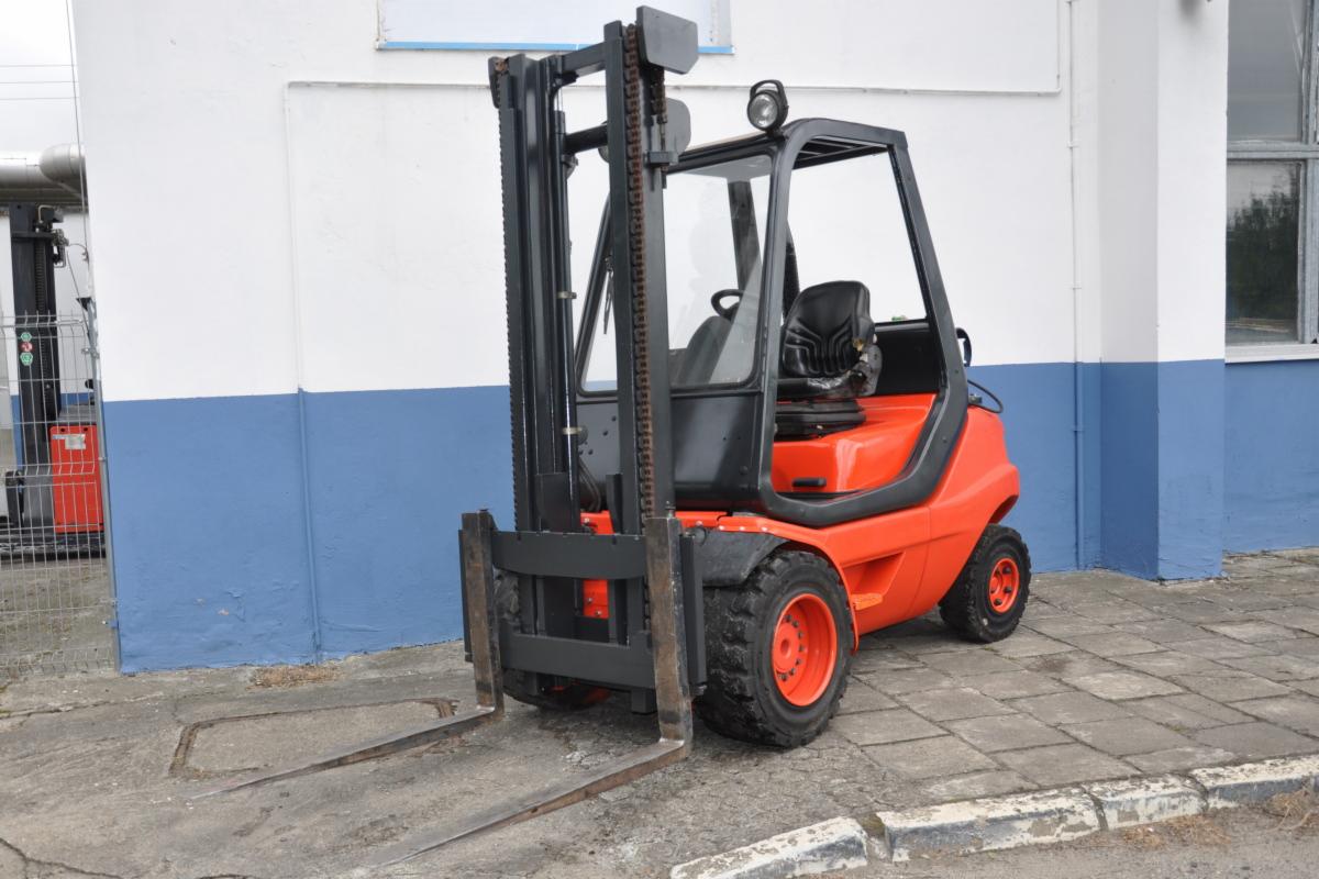 Wózek widłowy Linde H30T, 3000 kg, rok 2000, LPG