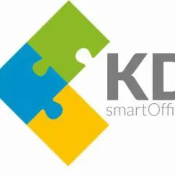 Logo firmy KD smartOffice, składające się z trzech elementów układanki w kolorach zielonym, niebieskim i żółtym, ułożonych w romb, obok szary napis KD smartOffice.