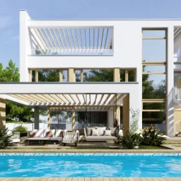 Nowoczesny, biały dom z basenem, drewnianym tarasem, wiszącą huśtawką i spiralnymi schodami zewnętrznymi.