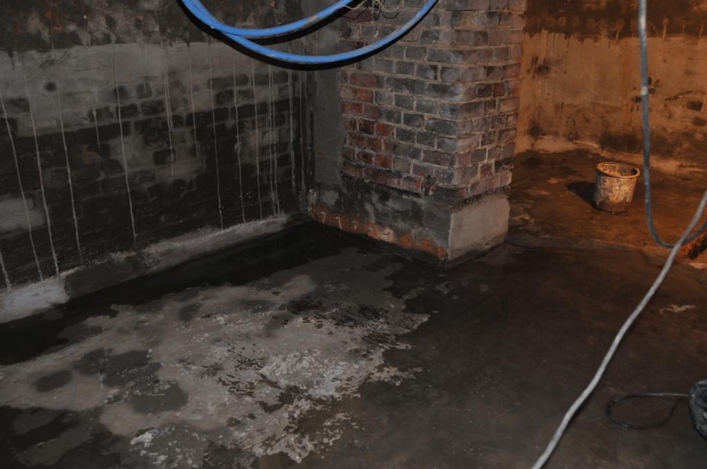 Uszczelnianie piwnicy - w trakcie realizacji