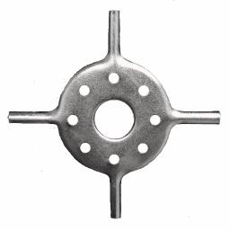 F.H.U.P. AGRO-TECHNIKA - Metalowy ruszt z centralnym otworem i czterema ramionami, widoczne otwory po obwodzie, szlifowana powierzchnia.