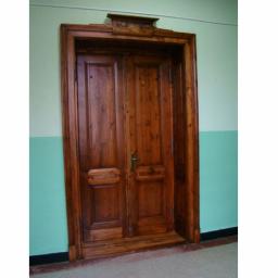 Renowacja drzwi drewnianych 