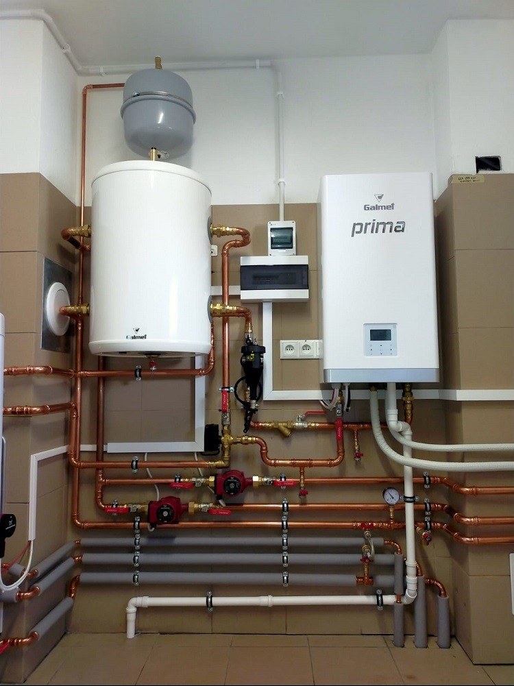 Zasobnik C.W.U i pompa ciepła