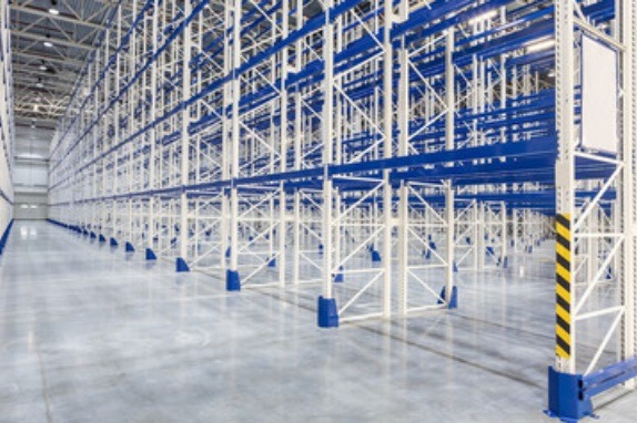 Montaż regałów magazynowych