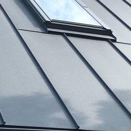 Obróbka okna panel na rąbek