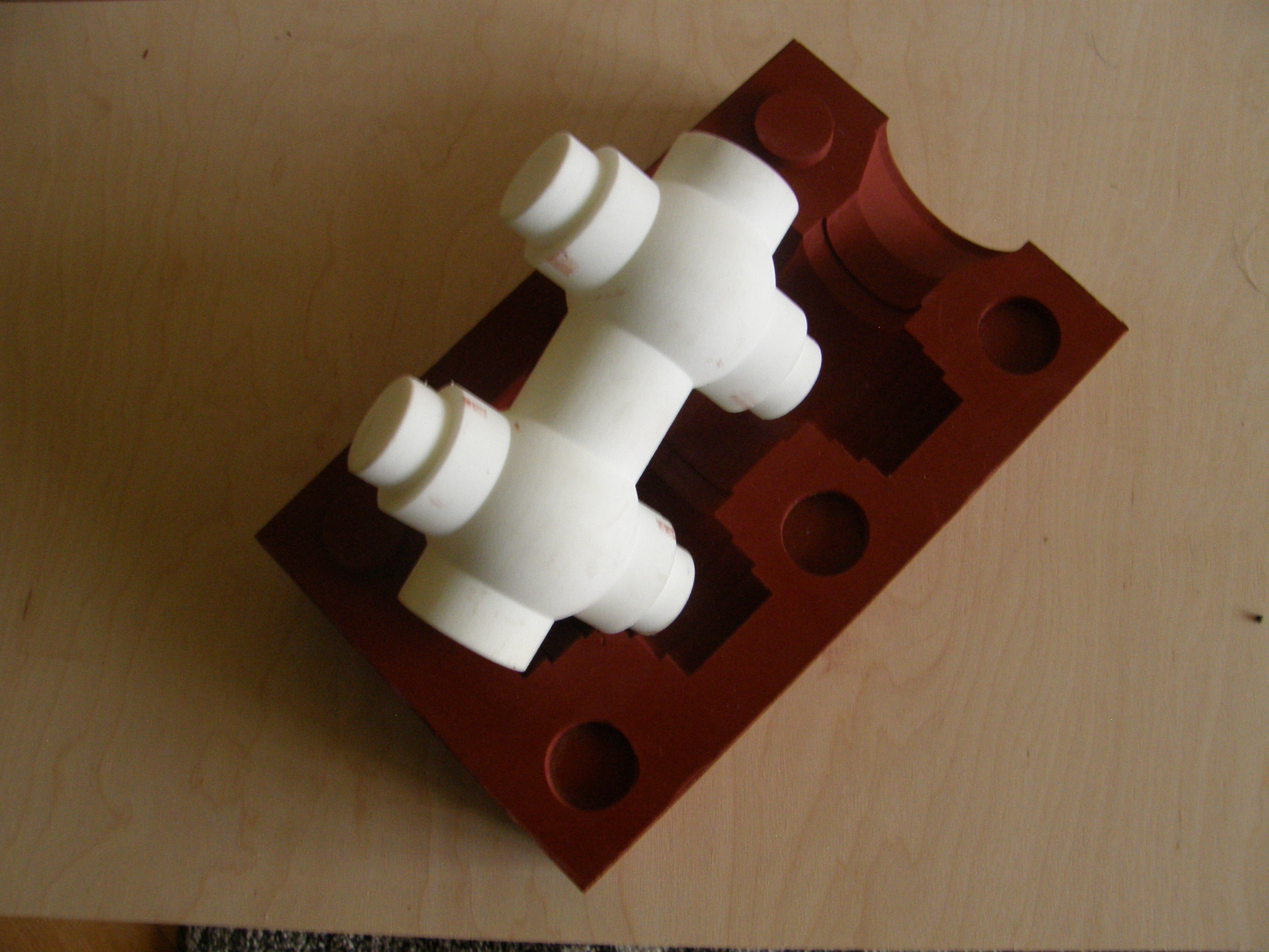 forma silikonowa i model rdzenia rozpuszczalnego