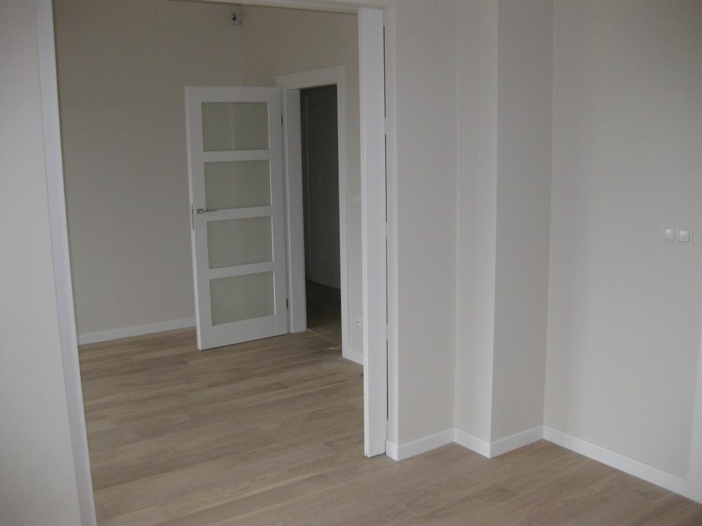 P.O.B. SZADAR - parkiety, gipsy, drzwi