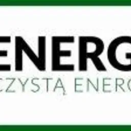 Logo firmy Instal-Energia z hasłem 'Instalujemy czystą energię', z symbolem liścia w okręgu.