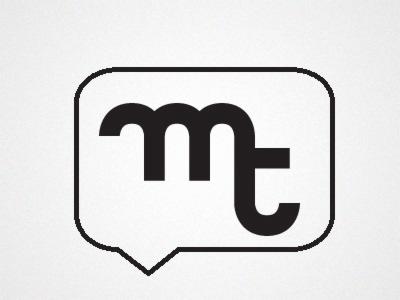 Czarno-białe logo firmy 'mt' w kształcie dymka dialogowego, umieszczone na jasnym tle.