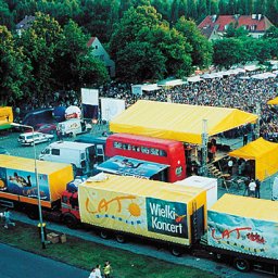 Moryc Studio - Projektowanie grafik na plakaty, samochody ulotki do kampania reklamowa dla programu Lato z Radiem PR SA.