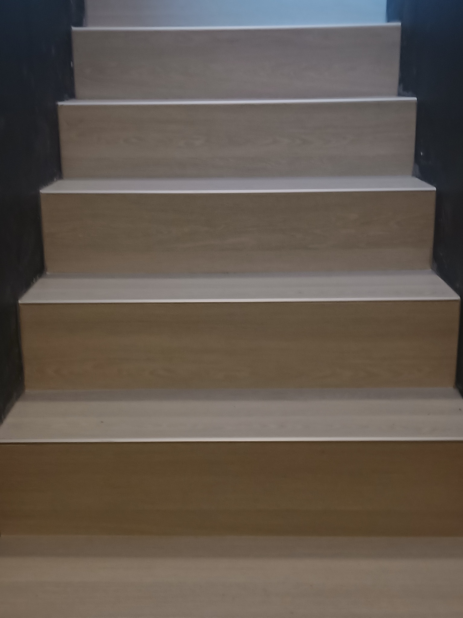 Schody z paneli QuickStep