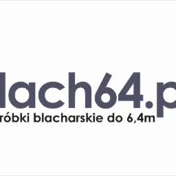 Logo firmy dach64.pl oferującej obróbki blacharskie do 6,4m, umieszczone na białym tle. Minimalistyczny design z wyraźnym, ciemnoszarym napisem.