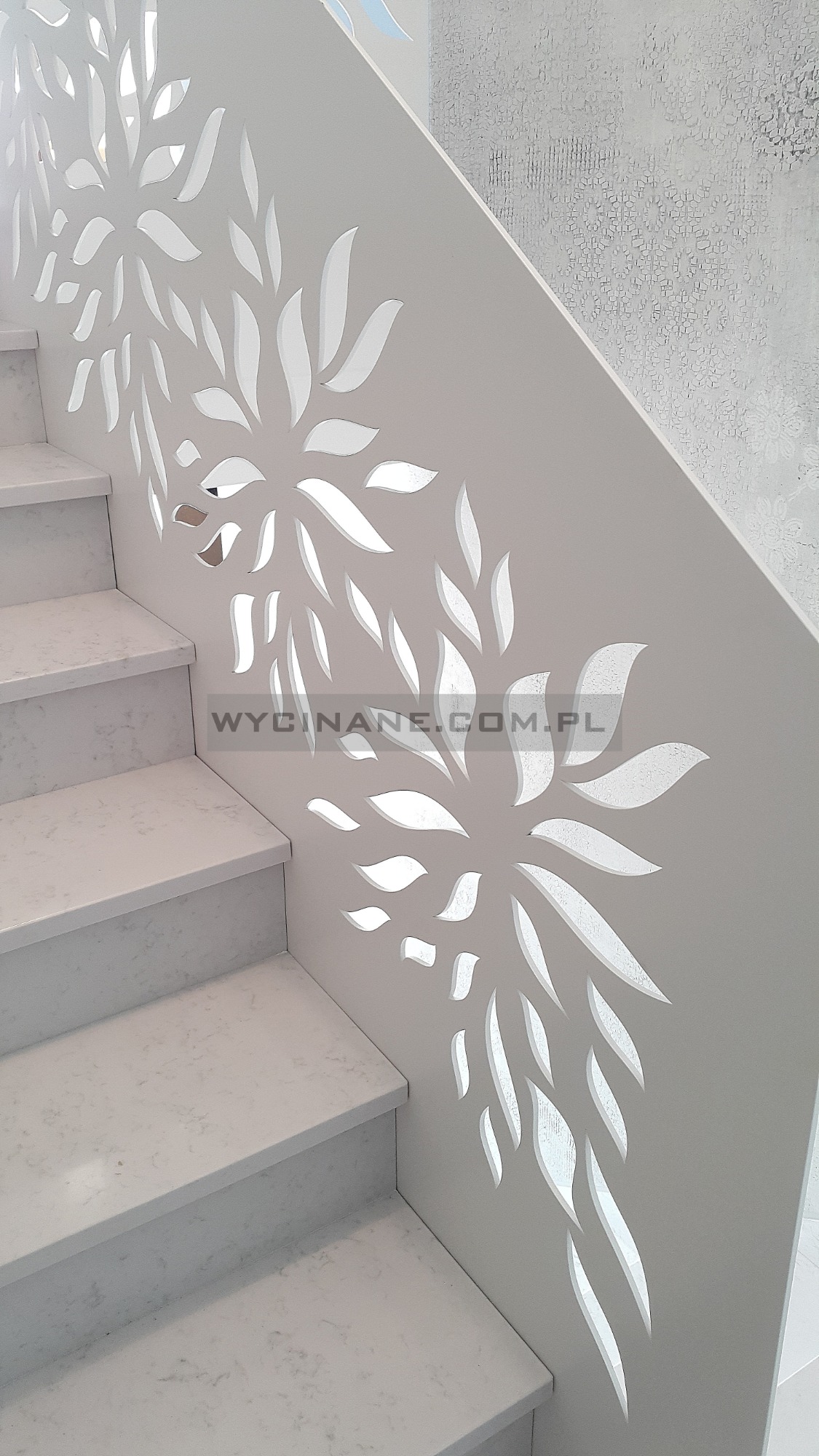 Balustrada wycinana laserowo - wzór glamour