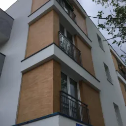 Deska wykonana wałkiem zgodnie z technologią WEBER. Kolor Sosna.