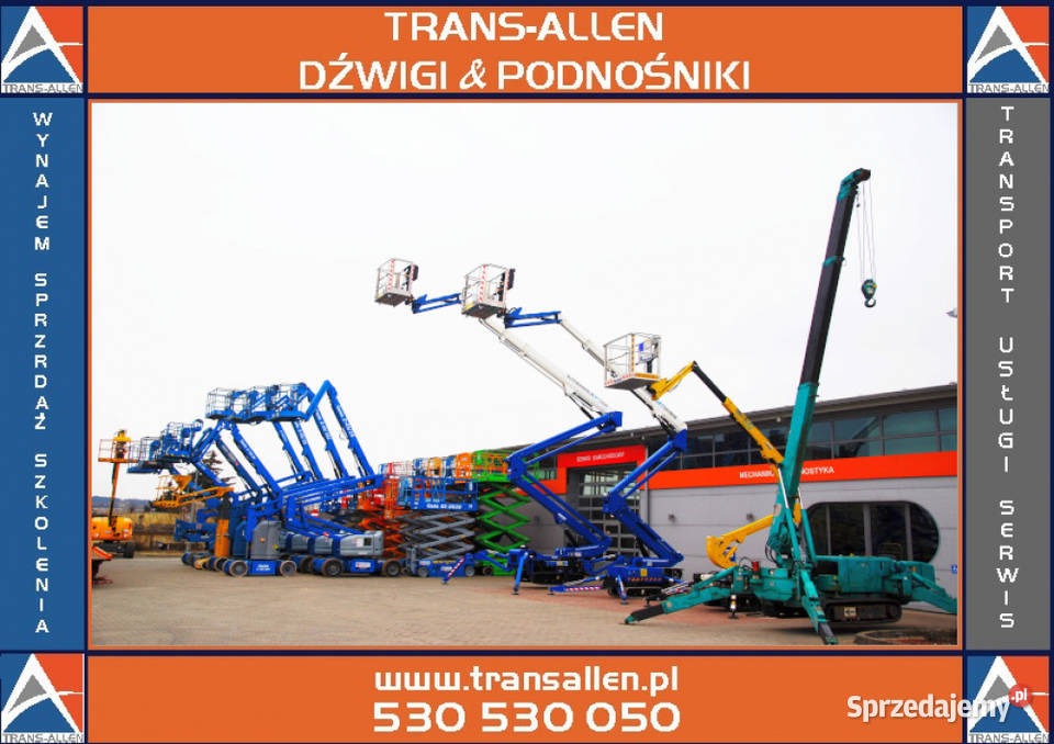 Szeroki kadr prezentujący różnorodne podnośniki koszowe i dźwigi w różnych kolorach, ustawione na placu firmy Trans-Allen, z widocznym budynkiem w tle i elementami graficznymi z logo firmy...