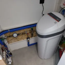 Stacja uzdatniania wody Aquahome DUO SMART. Zmiękcz wodę i uzdatniania od razu do picia prosto z kranu! 2w1 :)