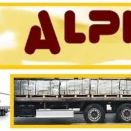 Grafika przedstawiająca logo firmy ALPIDA, mapę Polski w okręgu oraz ciężarówkę z naczepą załadowaną paletami z materiałami budowlanymi.