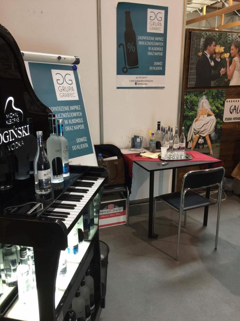 Przygotowanie do Targów Weselnych w Krakowie.