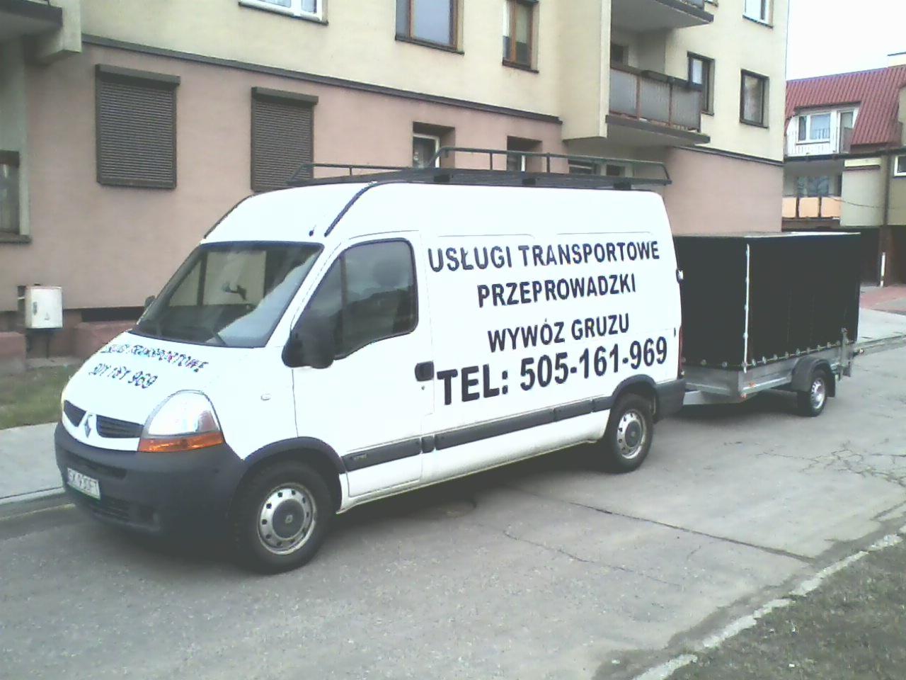 Zestaw Bus i Pojemna przyczepa Towarowa.