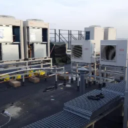 Montaż systemów VRF 'Fujitsu'