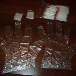 Rękawiczka hdpe pakowana po 2 szt.w torebkę str