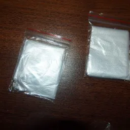 1. Rękawiczka hdpe pakowana po 2 szt.w torebkę str