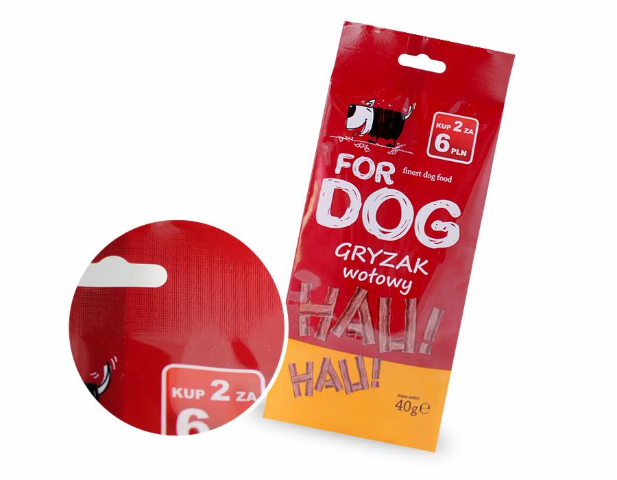 Czerwone opakowanie gryzaków wołowych dla psów z napisem 'FOR DOG' i rysunkiem psa, oferta 'Kup 2 za 6 PLN', widoczne z bliska na białym tle.