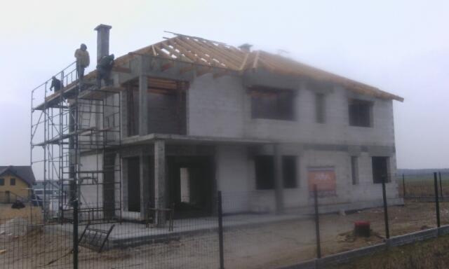 Dom jednorodzinny w stanie surowym