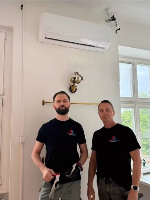 Kolejny montaż za nami - Klimatyzacja w Salonie Saint Hair - Warszawa