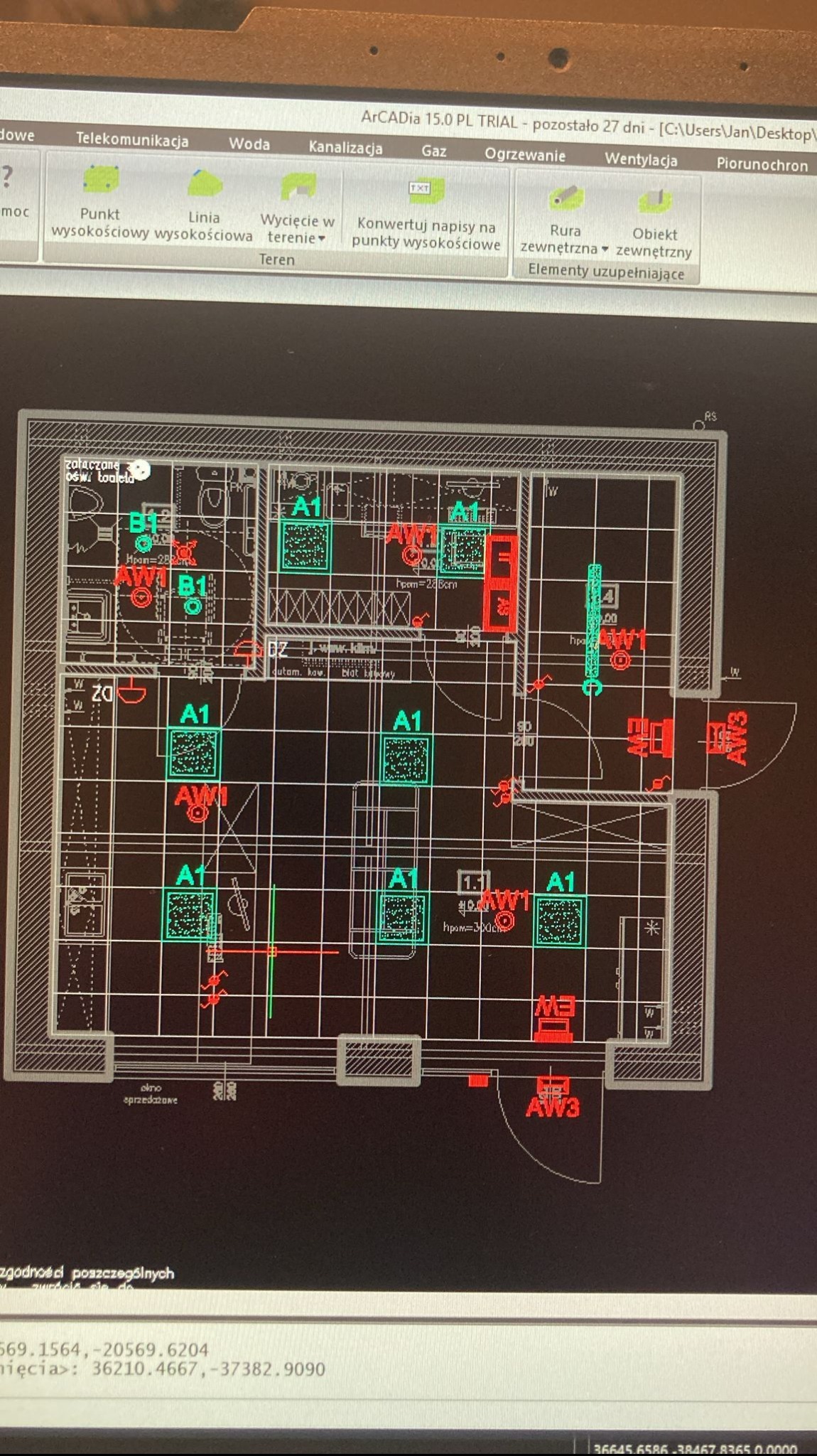 Wstępny rzut instalacji oświetlenia pomieszczenia