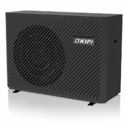 Czarna pompa ciepła marki OKIPI na białym tle, z wyraźnym odbiciem, prezentowana przez firmę z Wielunia.
