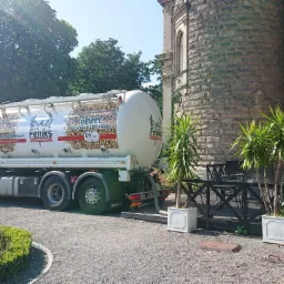 pellet Feniks luz, silos, cysterna