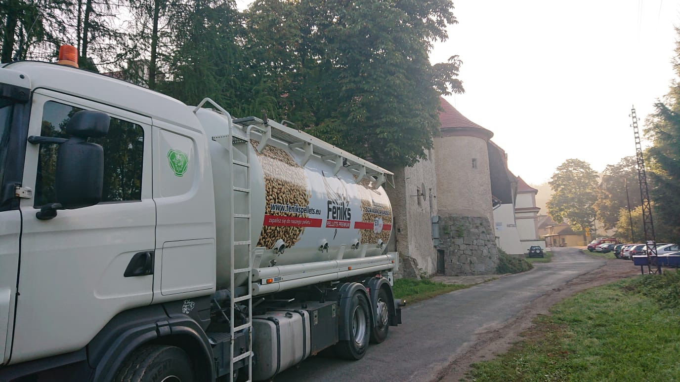 pellet Feniks cysterna