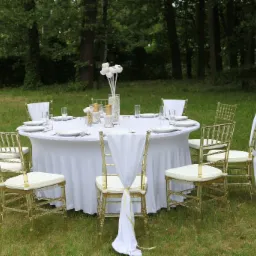 wypożyczalnia krzeseł chiaviarii Łódź i okolice