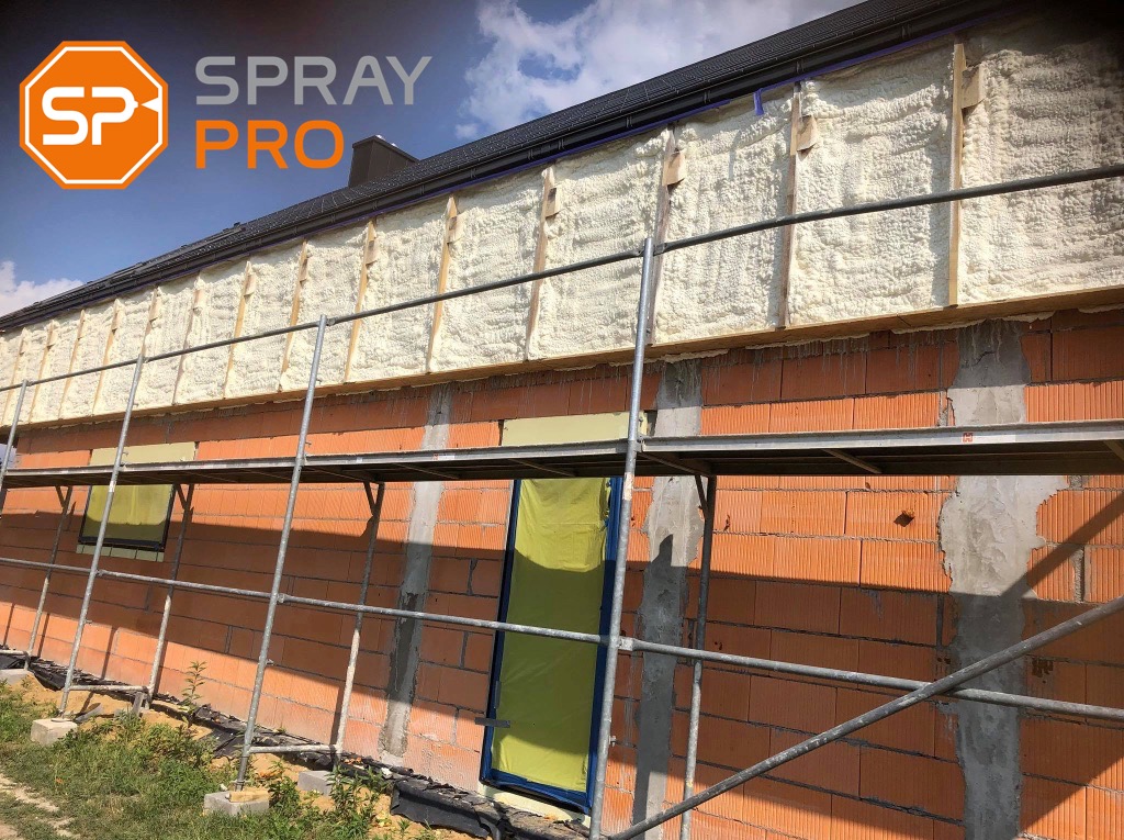 Coraz częściej wykonujemy termoizolacje elewacyjne pianami PUR.