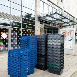 Bezpłatne pojemniki dla naszych klientów