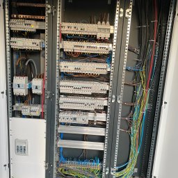 INSTALSERVICE - Usługi Elektryczne Nowy Sącz