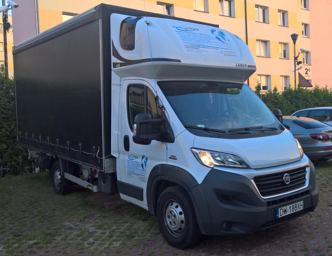 Wynajem-Wypożyczenie-Busa 10 Palet-Fiat Ducato
