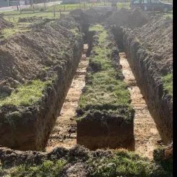 Wykonanie wykopu pod ławę fundamentowa