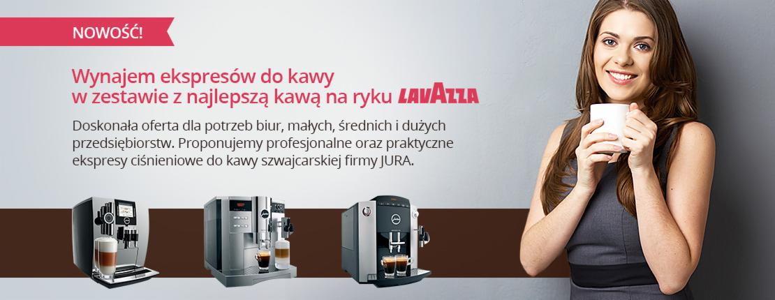Promocja wynajmu ekspresów do kawy Lavazza i Jura dla firm. Uśmiechnięta kobieta trzyma biały kubek. Na dole ekspresy ciśnieniowe.