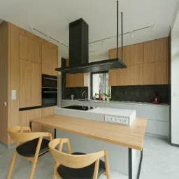 Kuchnia w domu jednorodzinnym. Zdjęcie: Radek Słowik