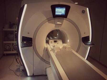 Rezonans magnetyczny GE