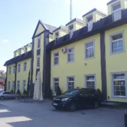 hotel senator starachowice elewacja remont wnętrz