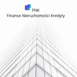 Minimalistyczne logo firmy FNIK z tekstem 'Finanse Nieruchomości Kredyty' nad abstrakcyjnym ujęciem nowoczesnego, przeszklonego biurowca w dominującej bieli.
