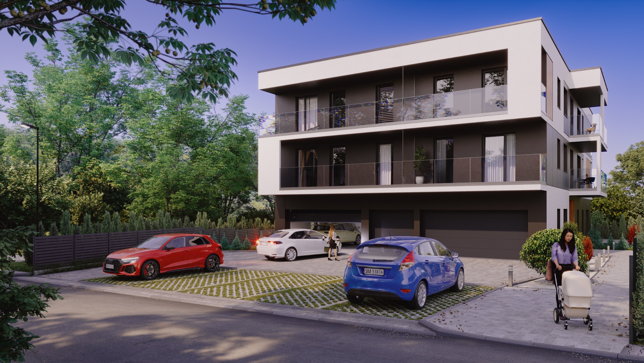 Nowoczesny, trzypiętrowy budynek mieszkalny z balkonami, trzema samochodami na podjeździe wyłożonym ażurowymi płytami i zielenią w tle. Kobieta z wózkiem na chodniku.