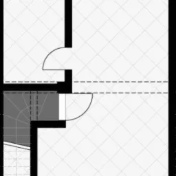 Rzut poziomy kondygnacji domu z zaznaczoną klatką schodową, układem pomieszczeń i schematycznym wyposażeniem kuchni.