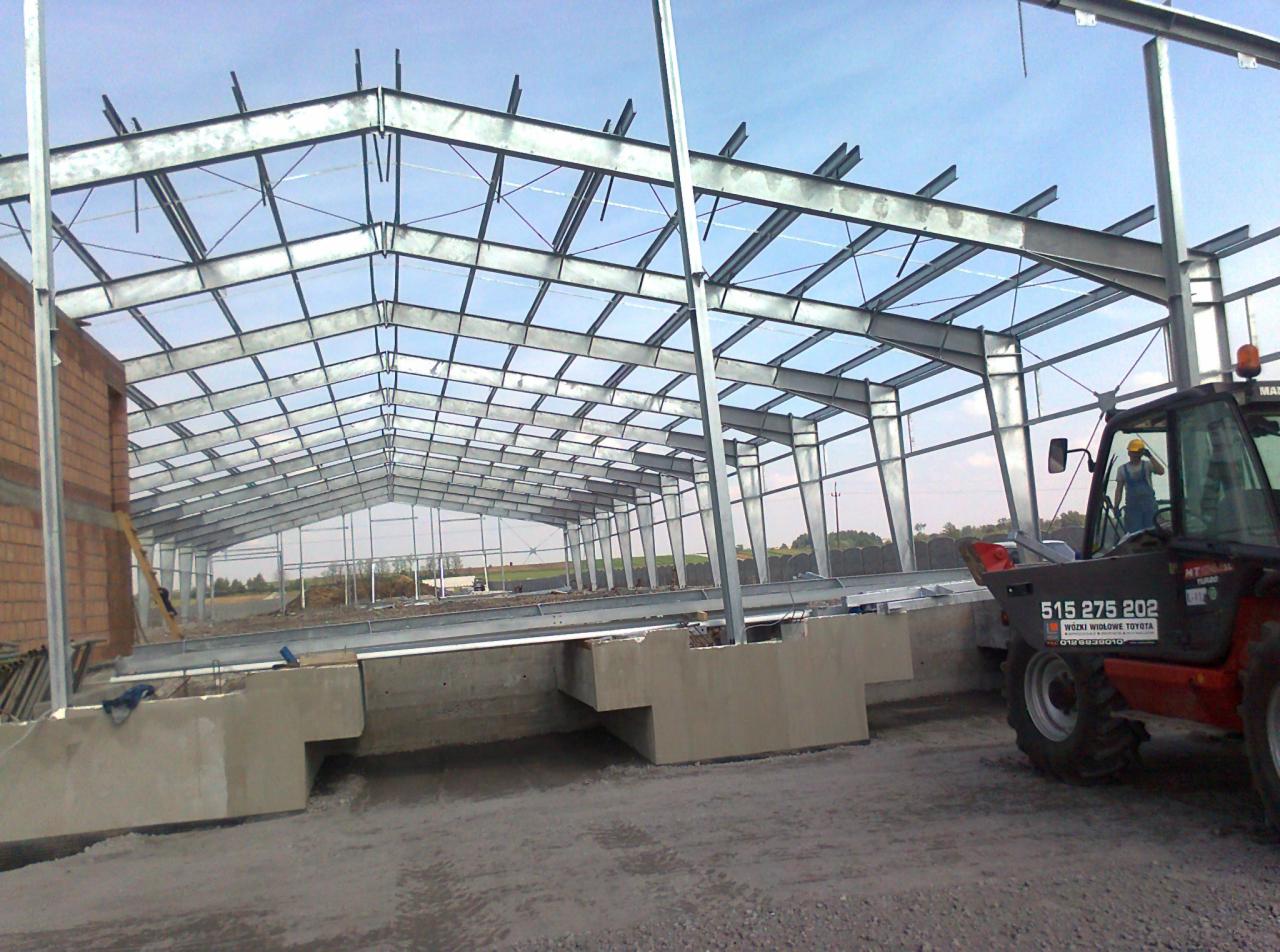 Montaż hali stalowej