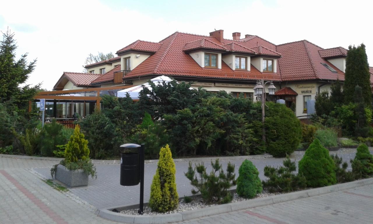 restauracja 'Złoty Okoń' - rozbudowa i przebudowa